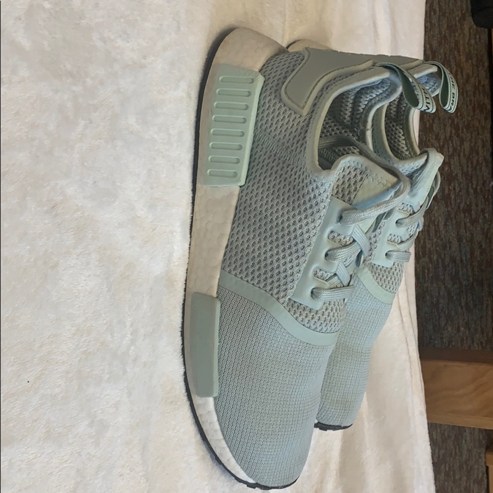 Adidas R1 light blue